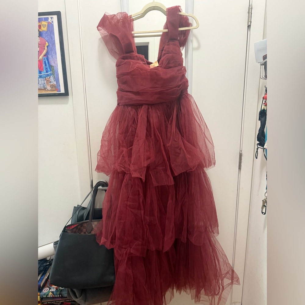 Women's Burgundy Tiered Tulle Maxi Dress - Unbranded